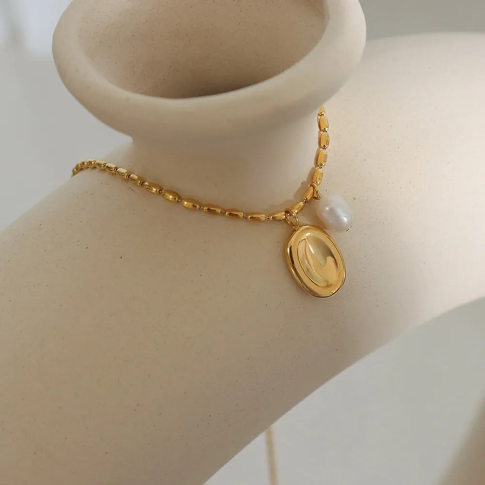 Elliptische Marke Nische Pendeln Mode Titan Stahl Halskette Damen Schlüsselbein Kette
