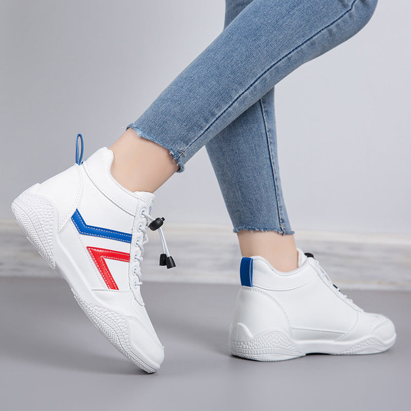 Mid top soft soled white shoes fashionable shoes anti slip and wear-resistant sports shoes for women