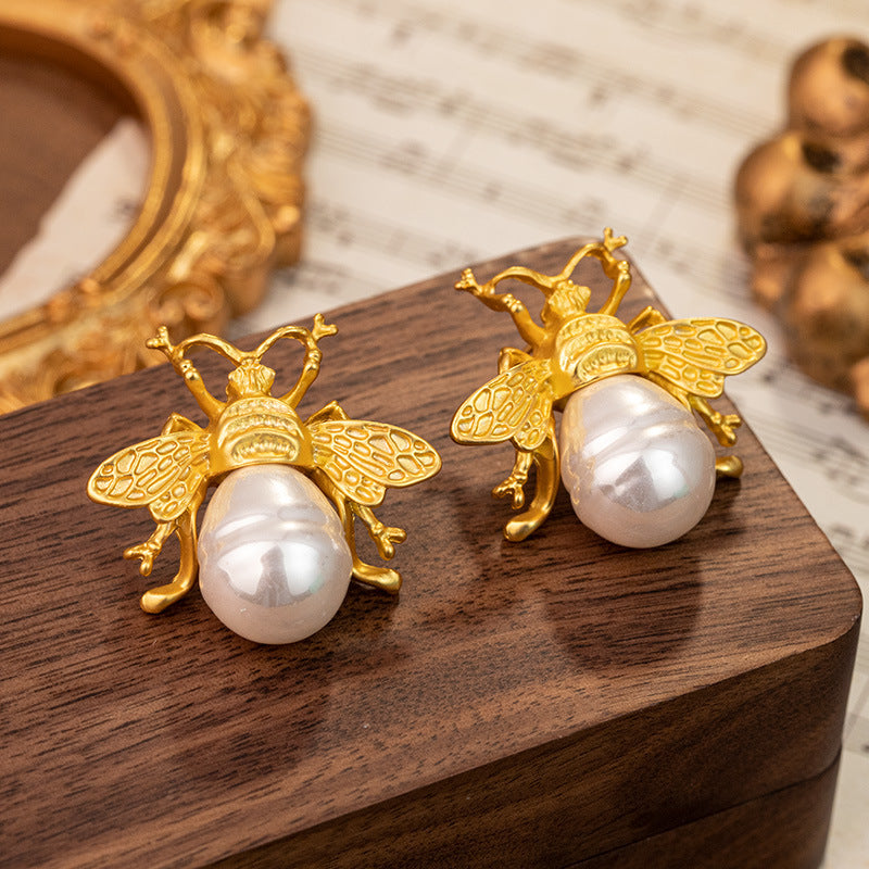 Honey Bee Earrings Women's Unique Retro Animal Gold Metal Earrings