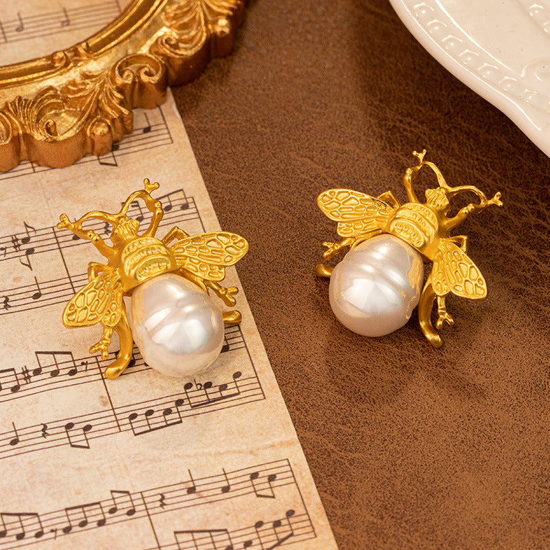 Honey Bee Earrings Women's Unique Retro Animal Gold Metal Earrings