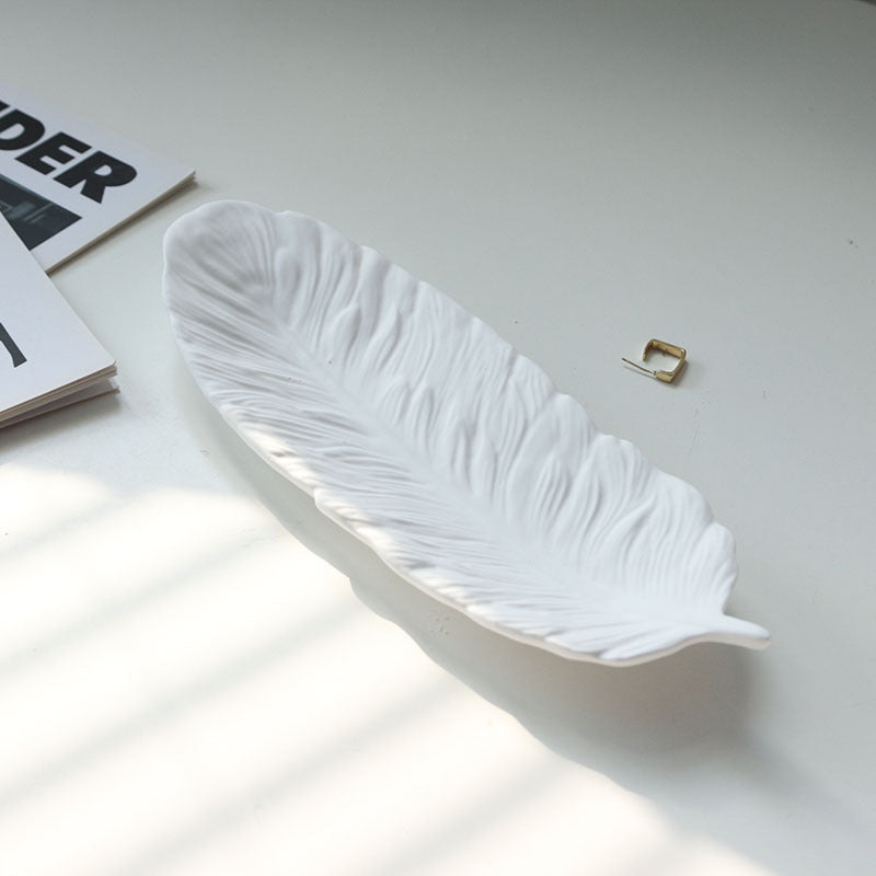 Gypsum feather decoration storage tray decoration necklace accessories cosmetics perfume photography posing props