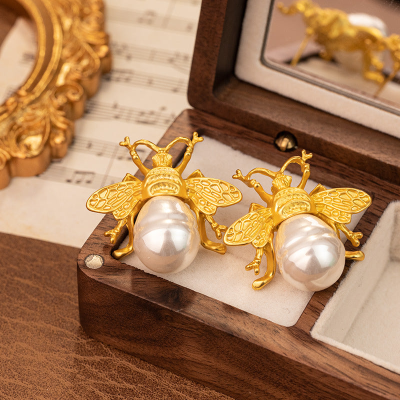 Honey Bee Earrings Women's Unique Retro Animal Gold Metal Earrings