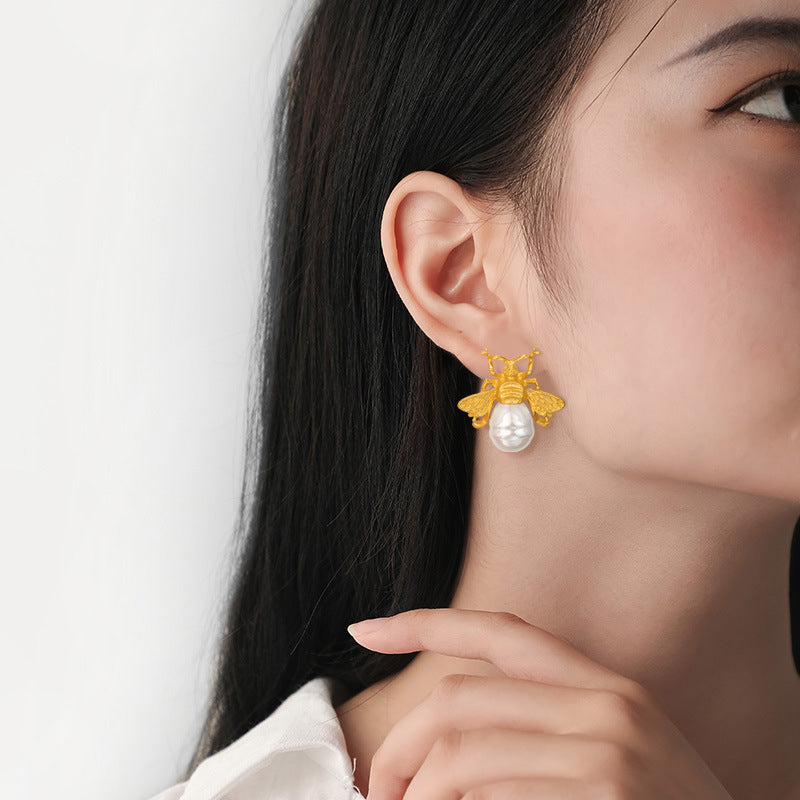 Honey Bee Earrings Women's Unique Retro Animal Gold Metal Earrings