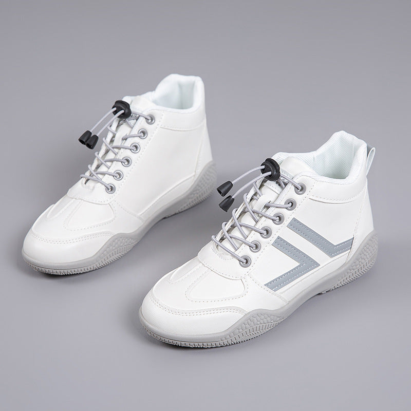 Mid top soft soled white shoes fashionable shoes anti slip and wear-resistant sports shoes for women
