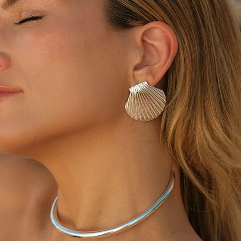 European and American Ocean Wind Shell Titanium Steel Earrings Gold Stainless Steel Earrings Highlight Ear Accessories