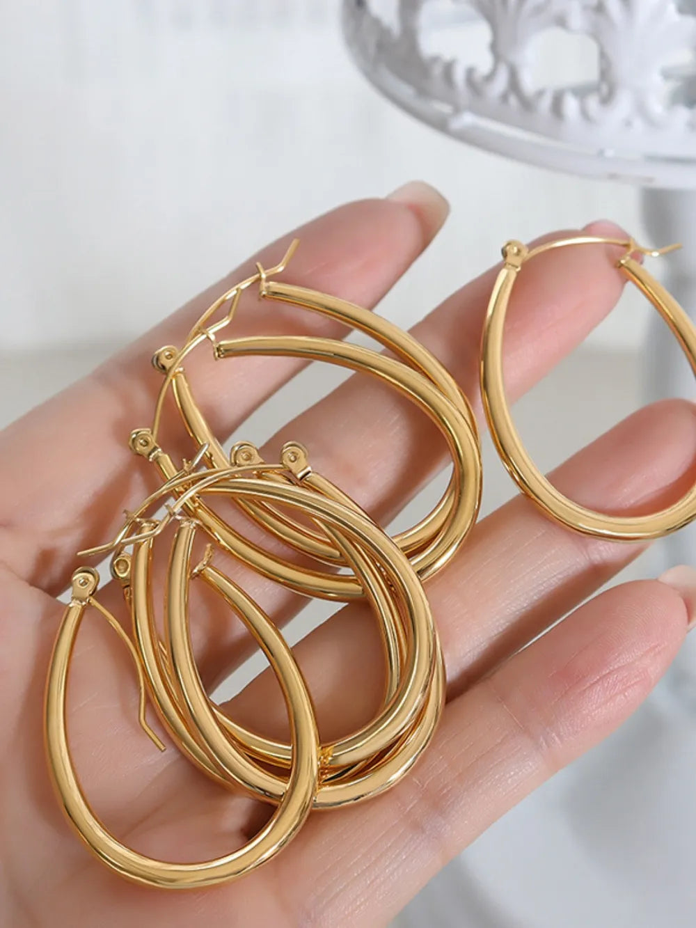 Elegant and niche design versatile ear buckles and accessories