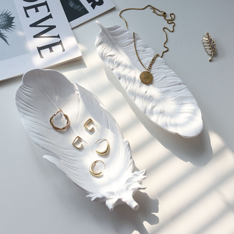 Gypsum feather decoration storage tray decoration necklace accessories cosmetics perfume photography posing props